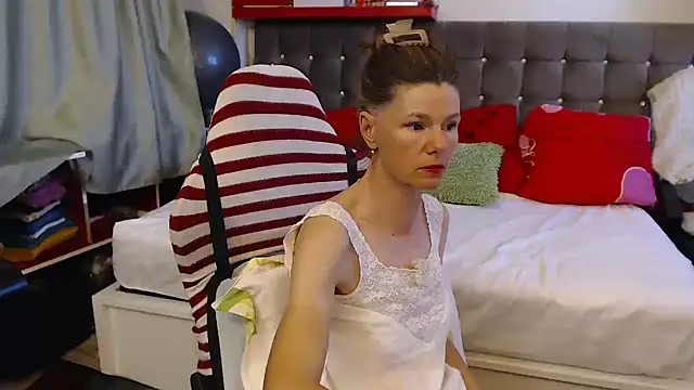 kellyterapy Adlı Modelin Canlı XXX Sohbeti