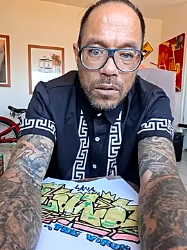 Mr_Graffitimile 网络视讯表演