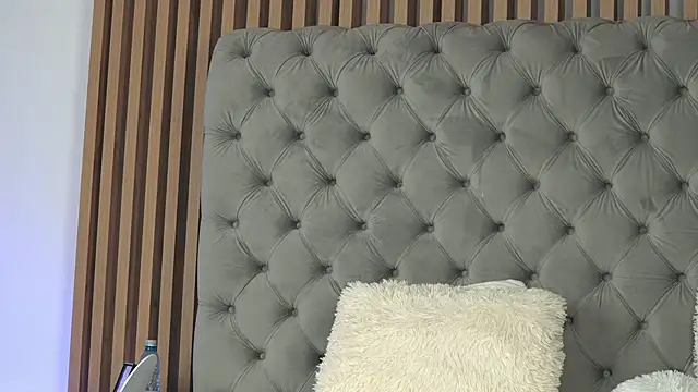 TiffanyMaze লাইভ XXX চ্যাট