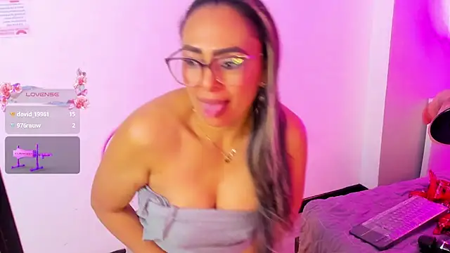Scarlet__69 live XXX chat