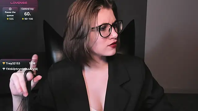 Chatroom XXX en direct de CathyAdams