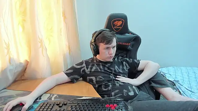 Онлайн чат XXX iliaskrislove