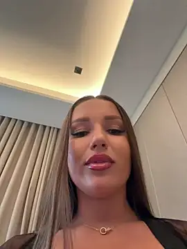 Syka0001 Adlı Modelin Canlı XXX Sohbeti