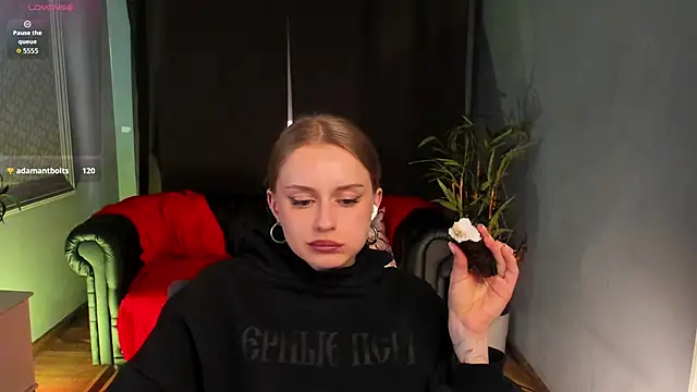 Czat XXX na żywo – Mickey_Milk