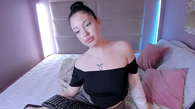 Jena_Mi1ler Live XXX-Chat