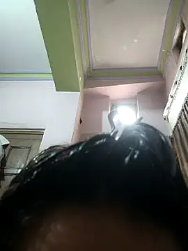 sanu_07's Webcam Show