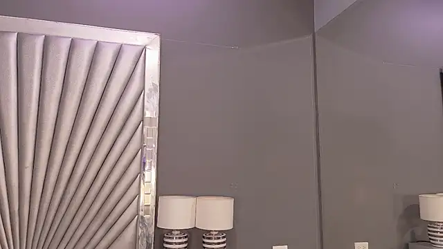 XXX chat uživo modela HatsaJones