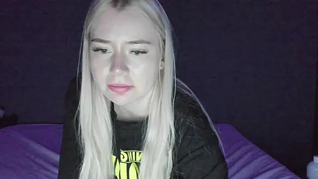 Živý XXX chat Lillie_Berry