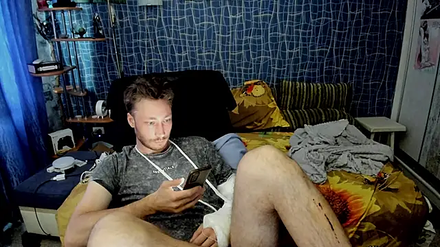 CuteBoy228 Adlı Modelin Web Kamerası Şovu