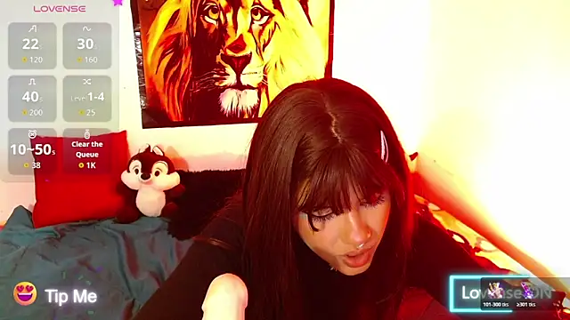 Chat XXX en directo de Divinejewel69