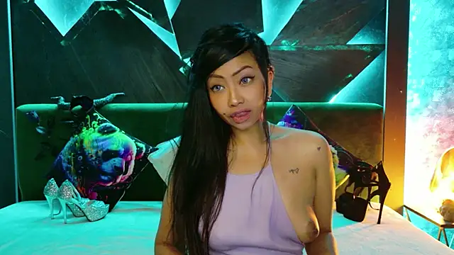 ElyaQuinn's Live XXX Chat