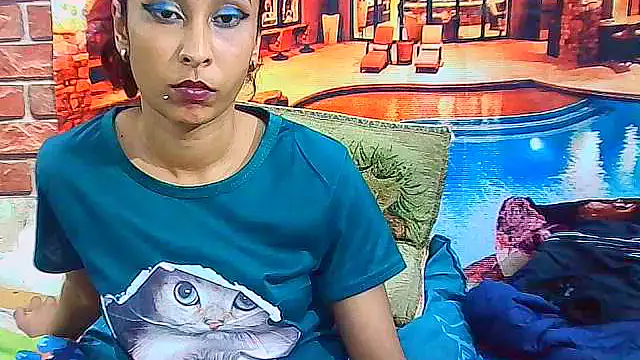 IndianSexyButt Chat XXX in diretta