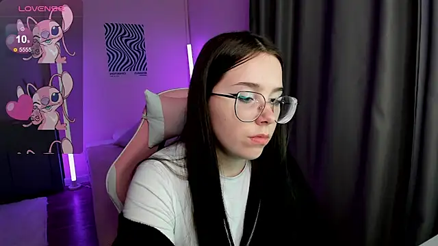 KellyMilton's Live XXX Chat
