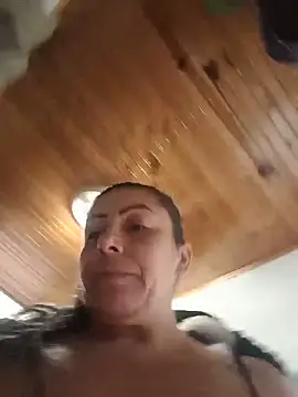 Chat +18 de maynor_1998 ao vivo
