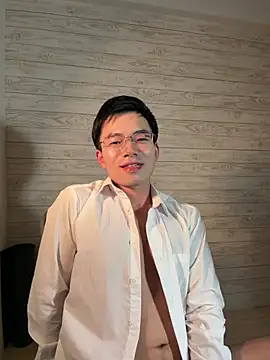 BronzeThickLiam 在線直播表演