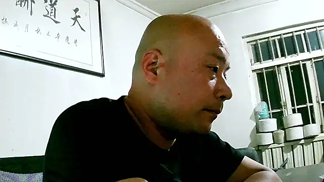 123wcnmlgb123 在線直播表演