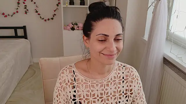 دردشة LovelyBeatrice الجنسية المباشرة