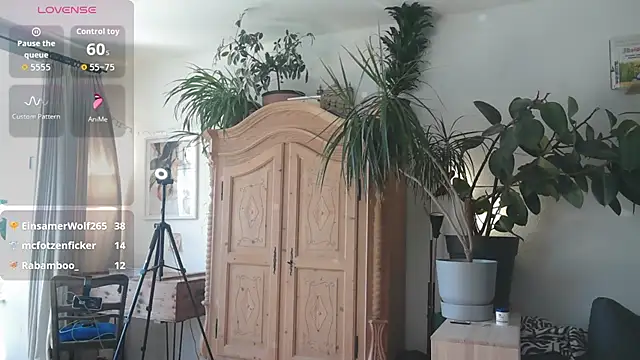Sissy_LiaXXX's Webcam Show
