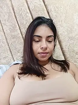 Chat +18 de Ivanna2 ao vivo