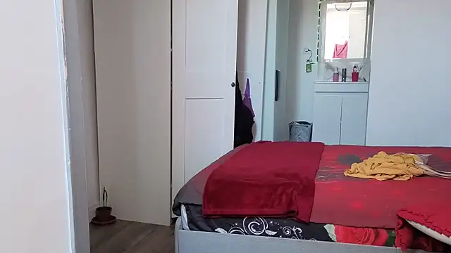 HotSpicyGujju's Live XXX Chat