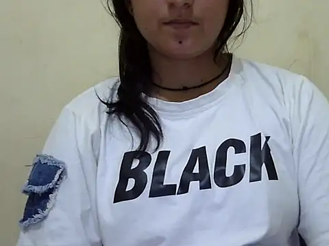 Sala de chat en directo de Priyanka_Chopr
