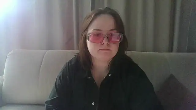 Pokazy przed kamerką – Joan_Taylor1