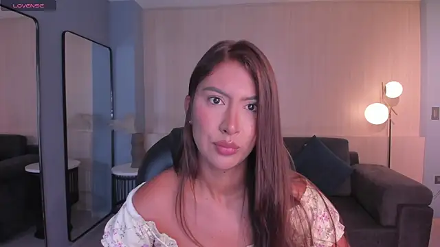 Chat XXX en directo de ArianaDumont