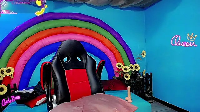 Isabella_Kirk_ Show in webcam