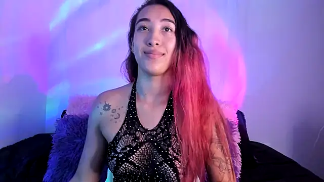 HeidyRousse's Live XXX Chat