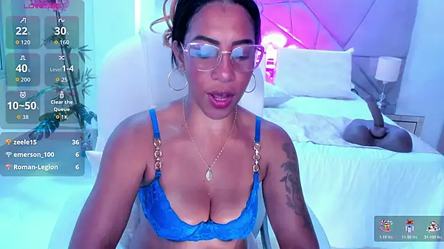 Chat XXX en directo de Shantaall_
