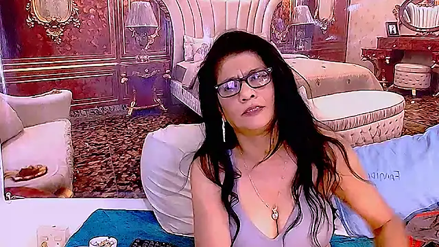 دردشة IndianAllure الجنسية المباشرة