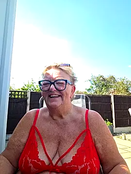 Chat +18 de BridgetBlueEyes ao vivo