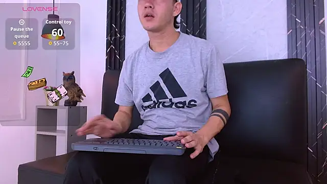 Feiccer_Castquer 现场XXX聊天
