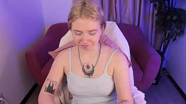 LycorisRed live XXX chat