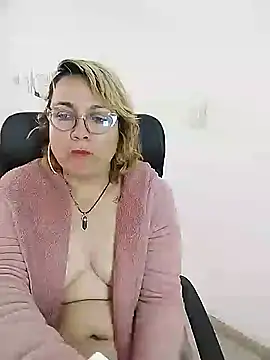 AnyaLuxx Chat XXX live