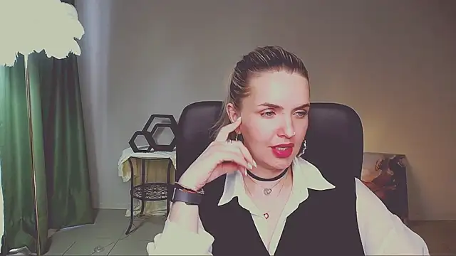AliceSmite's Live XXX Chat
