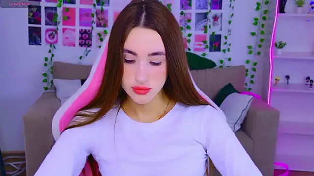MadisonRen Adlı Modelin Canlı XXX Sohbeti