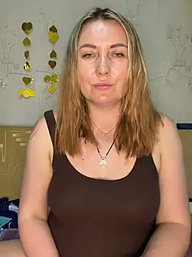 Chat +18 de Katti_Kissa ao vivo