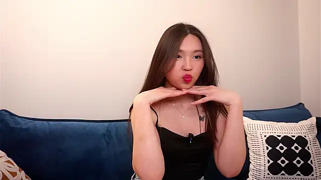LisetteKinson's Live XXX Chat