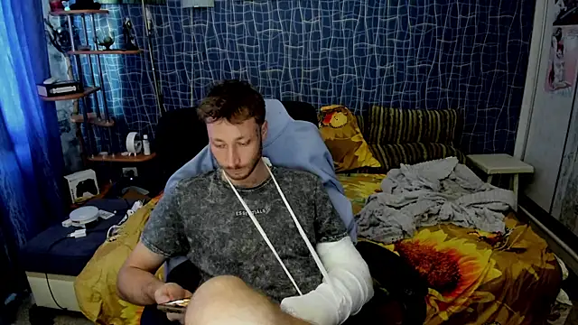 Веб кам-шоу CuteBoy228