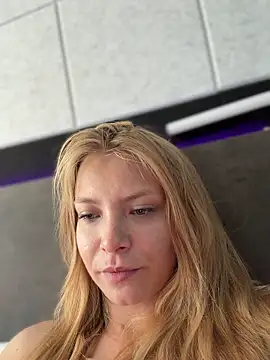 AnastasiaAniess Chat XXX live
