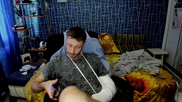 Chatroom XXX en direct de CuteBoy228