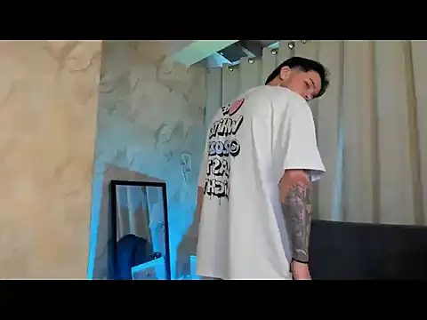 RONNY_COLTON Adlı Modelin Canlı XXX Sohbeti