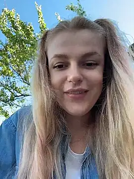 HarrietDart Live XXX-Chat