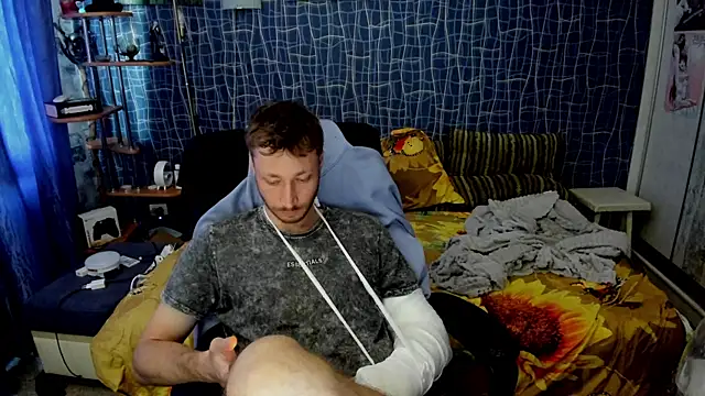 CuteBoy228's Live XXX Chat