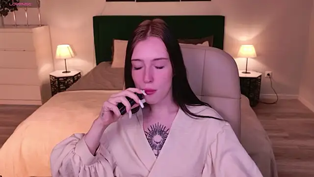 AlexisBliss' Live XXX Chat
