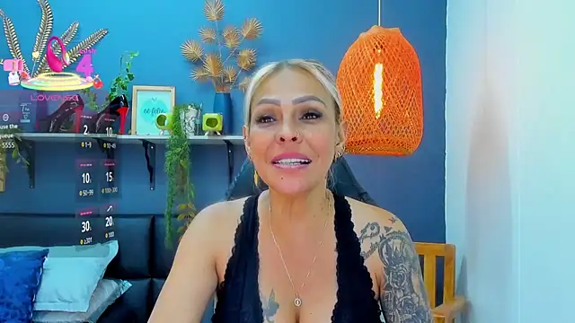 yessila_parker Adlı Modelin Canlı XXX Sohbeti