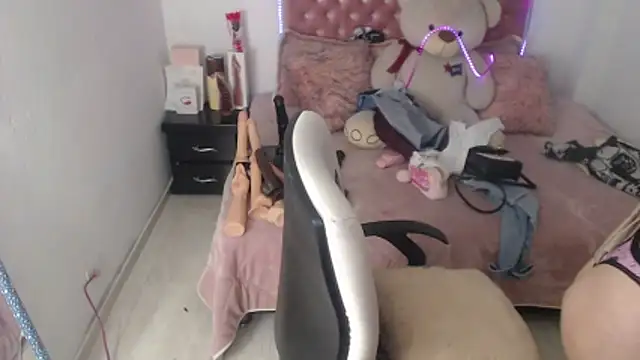 دردشة patty_squirt_ الجنسية المباشرة