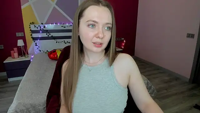 LizaGost Adlı Modelin Canlı XXX Sohbeti