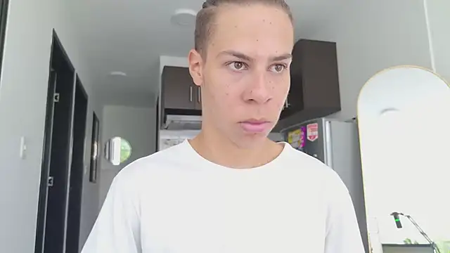 grey___27's Live XXX Chat